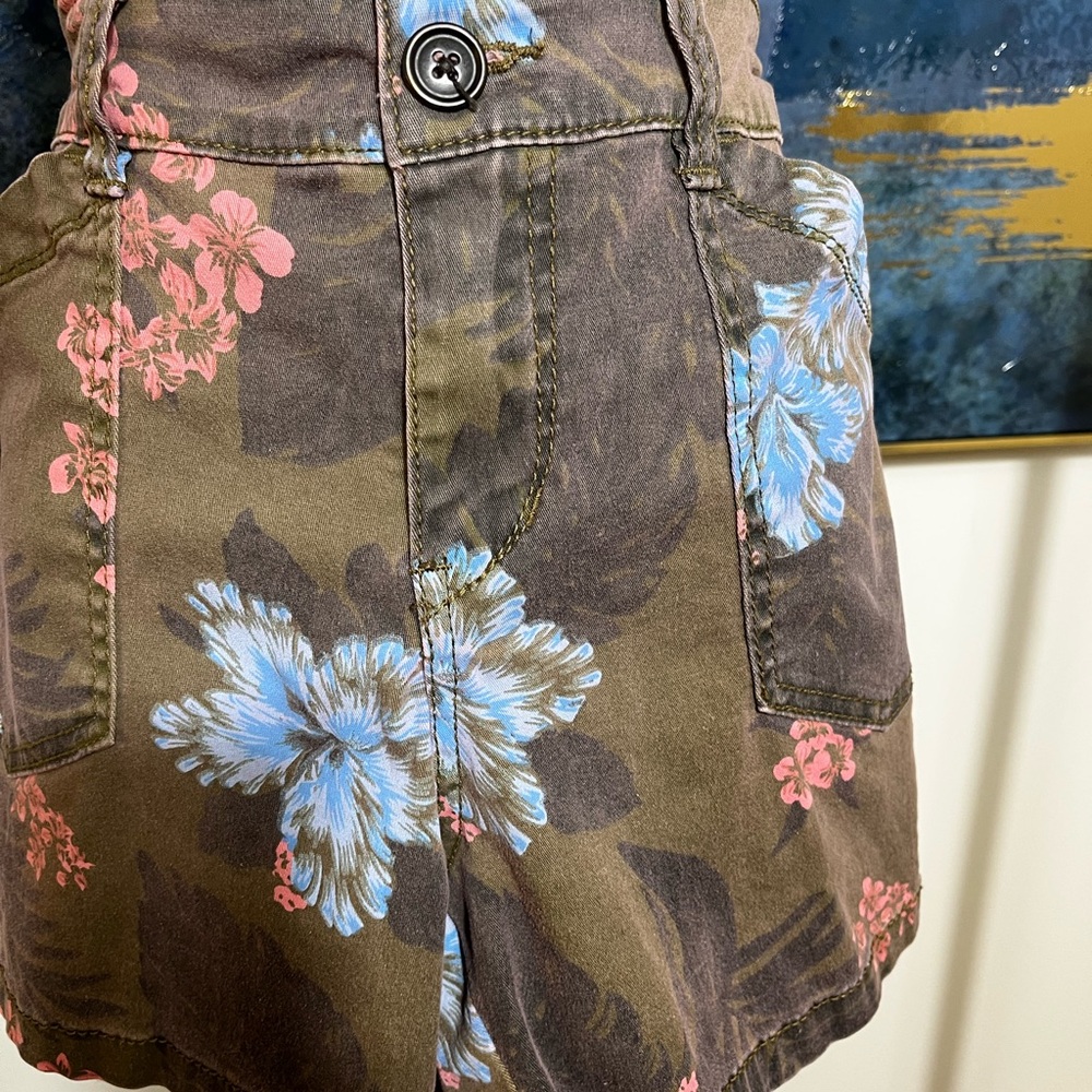 Floral High Waist Women's Shorts